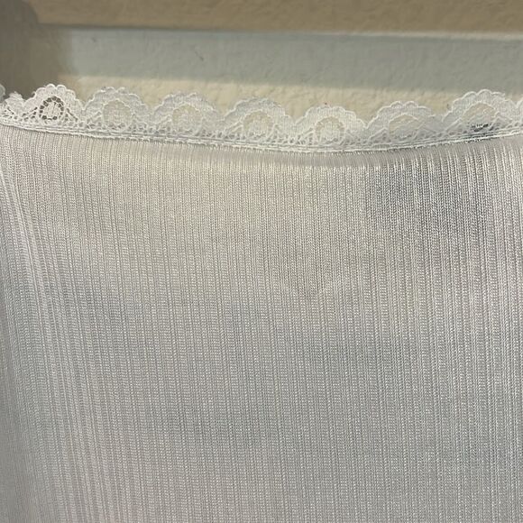 Vintage Paramount New York Night Gown - Picture 5 of 6